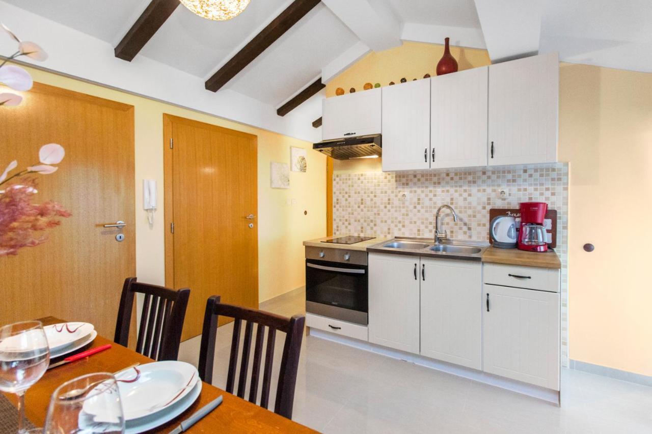 Apartmani Nikolina Seaview Šibenik Eksteriør billede